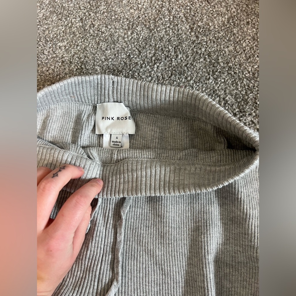 Gray women’s matching set - Picture 6 of 7